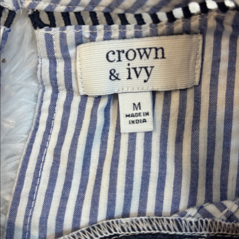 Crown & Ivy Blue & White Striped Top Navy Floral Embroidered Eyelet Design SZ M - Picture 3 of 6
